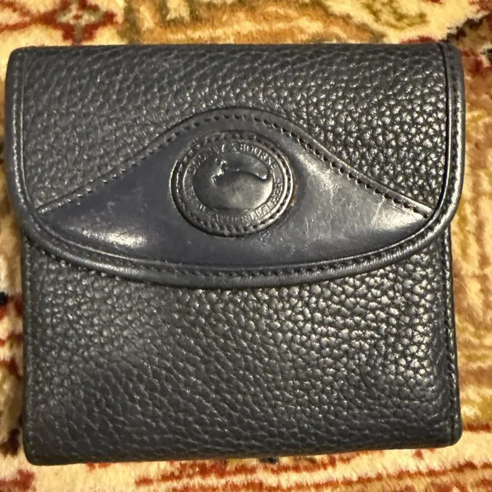 Dooney & Bourke Pebble Grain Women's Wallet - Gold Coin Kiss Lock on Back